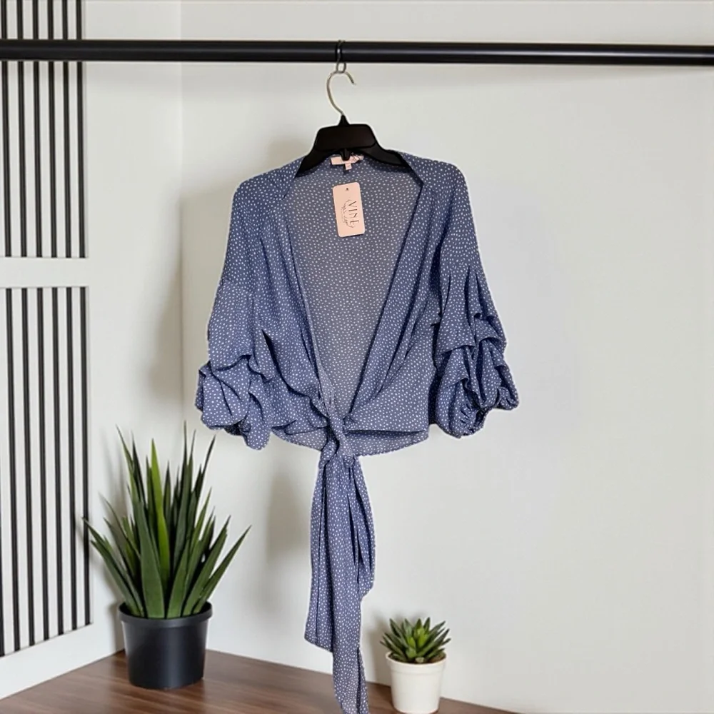 NWT - Olivaceous Blouse - Size M - Picture 3 of 9